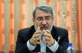 رفتار مامورین نیروی انتظامی در جایگاه مرد قانون در قانون گریزی یا قانون گرایی مردم نقش مهمی ایفا میکند