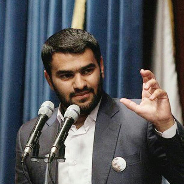به کمک اندیشه های امام و رهبری شاخص ها را برای انتخاب اصلح بیان می کنیم